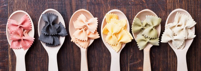 pasta-in-spoons